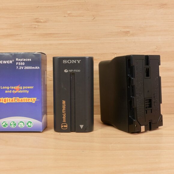 Sony Handycam CCD-TRV72 NTSC Video Hi8 Camcorder / Tested / Made in Japan - Picture 10 of 10